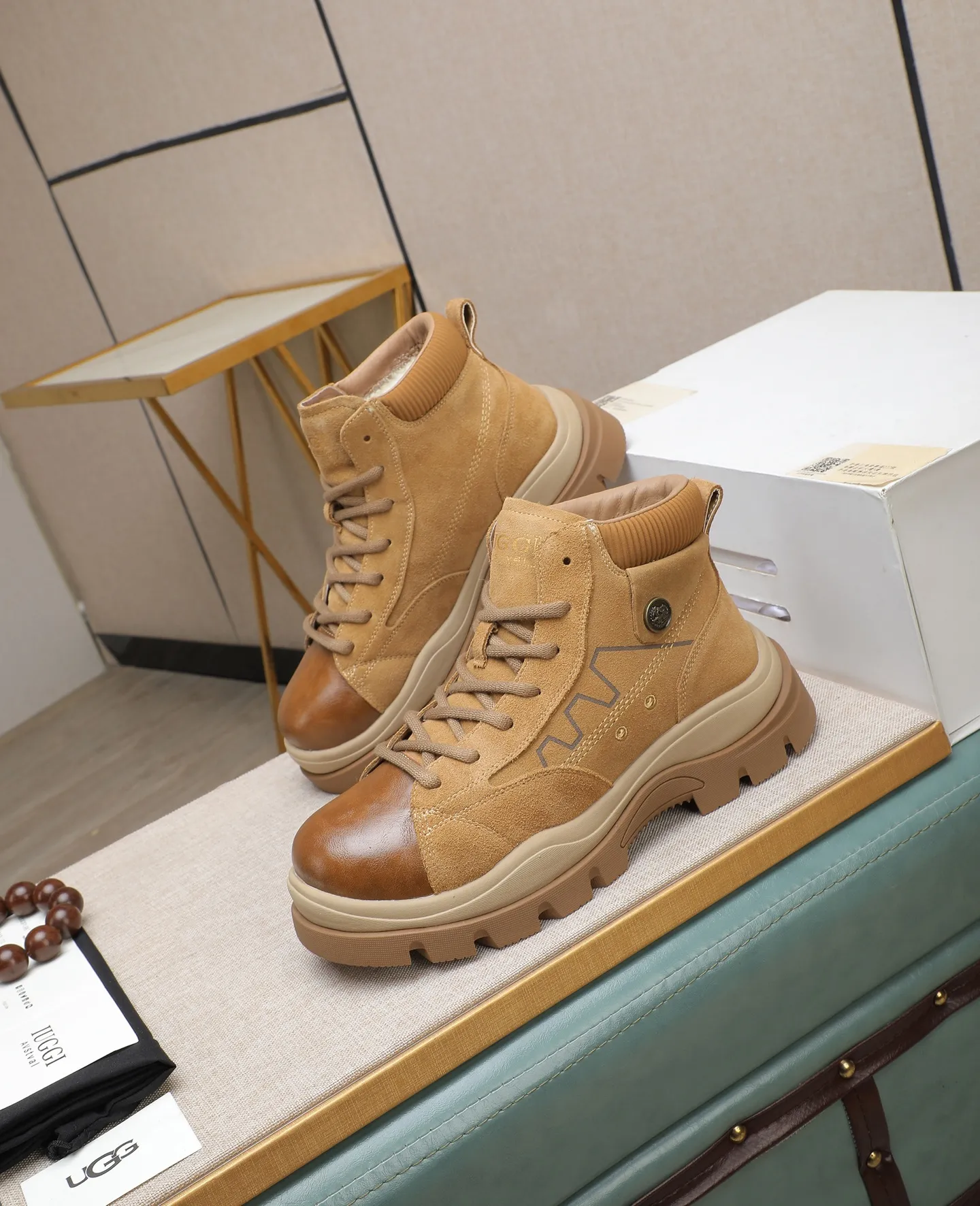 Men's shoes 💰640 IUGGI new retro presbyopia men's shoes, casual and versatile, full of high-end sense, fashionable, luxury and personalized style, joint style, retro presbyopia factor, full of handsome style, first layer suede cowhide, lining wool, rubber outsole, light and non-slip size: 39-44